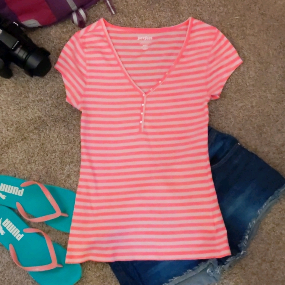 Old Navy Perfect Pink & White Striped Shirt. Sz M